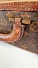 Load image into Gallery viewer, Louis Vuitton Monogram Suitcases Vintage Luggage Set CELEBRITY OWNED Travel Set