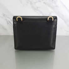 Load image into Gallery viewer, Versace Tribute Medusa Medallion Cervo Borsa Bag Black