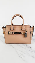 Load image into Gallery viewer, Coach Swagger 27 in Beechwood Glovetanned Leather with Link Detail - Coach 21351