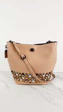 Load image into Gallery viewer, Coach 1941 Duffle Bag in Beechwood Smooth Leather with Link Detail - Crossbody bag - Coach 10498