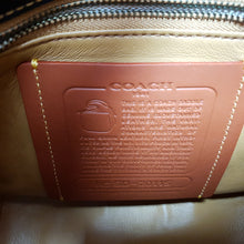 Load image into Gallery viewer, Coach 1941 Saddle 23 Tea Rose Applique red white blue 38195