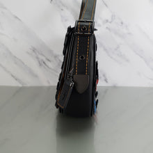 Load image into Gallery viewer, Coach 1941 Saddle 23 Tea Rose Applique red white blue 38195