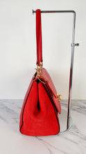 Load image into Gallery viewer, Coach Faye in Red Mixed Leather & Suede Flap Bag Turnlock Tophandle Crossbody Coach F22348