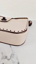 Load image into Gallery viewer, Coach 1941 Page 27 With Border Rivets in Chalk White Pebble Leather - Coach 31929
