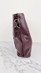 Coach 1941 Duffle Bag in Oxblood Brown Pebble Leather - Crossbody bag - Coach 58019