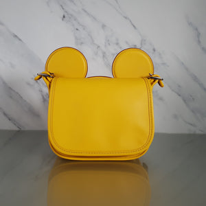  Disney x Coach Patricia Saddle Bag Yellow Mickey Ears outlet shoulder bag