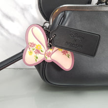 Load image into Gallery viewer, Disney x Coach Clutch Wristlet Minnie Mouse Ears Bow f30212
