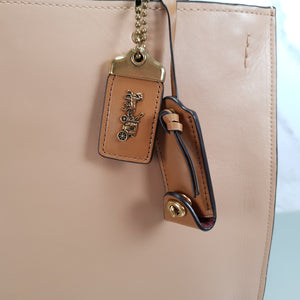 Coach 1941 Rogue 31 Smooth Calf Leather Colorblock beechwood chalk light saddle c chain strap 27055