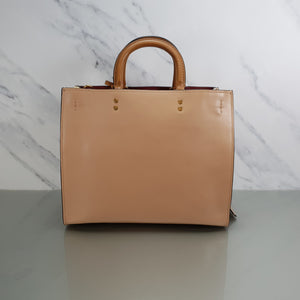 Coach 1941 Rogue 31 Smooth Calf Leather Colorblock beechwood chalk light saddle c chain strap 27055Coach 1941 Rogue 31 Smooth Calf Leather Colorblock beechwood chalk light saddle c chain strap 27055