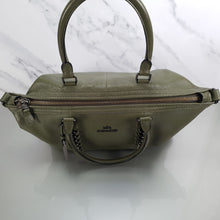 Load image into Gallery viewer, 35950 Coach Whiplash Army Green Handbag Pebble leather Chain detail
