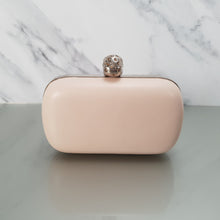 Load image into Gallery viewer, Alexander Mcqueen 236715 000926 Skull Box Clutch Nude Pink nappa leather handbag
