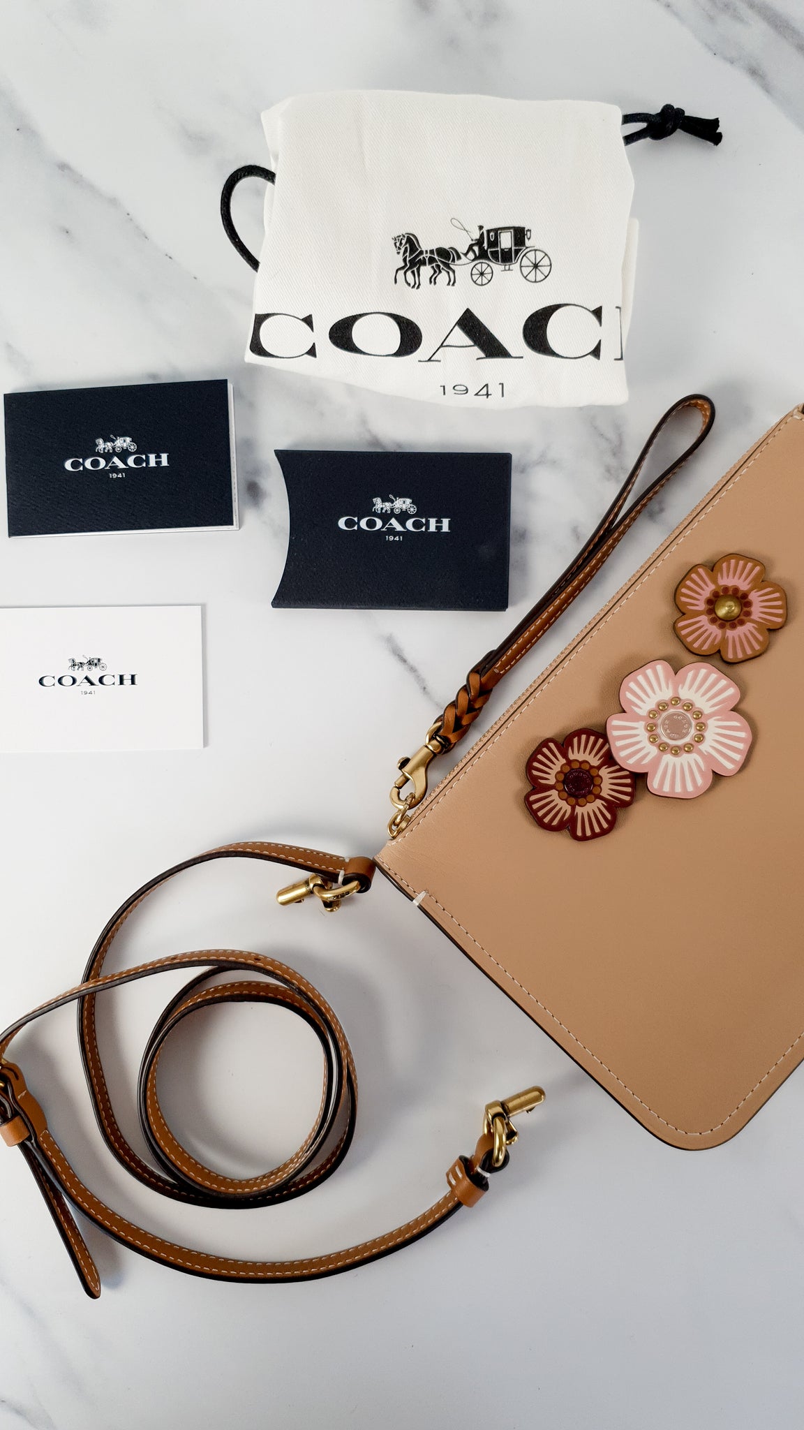 Coach Soho with Tea Roses in Smooth Beechwood Leather Colorblock - Cro –  Essex Fashion House