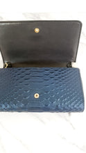 Load image into Gallery viewer, Coach 1941 Snake Embossed Metallic Dark Blue Leather Crossbody Bag Clutch with Gold Chain
