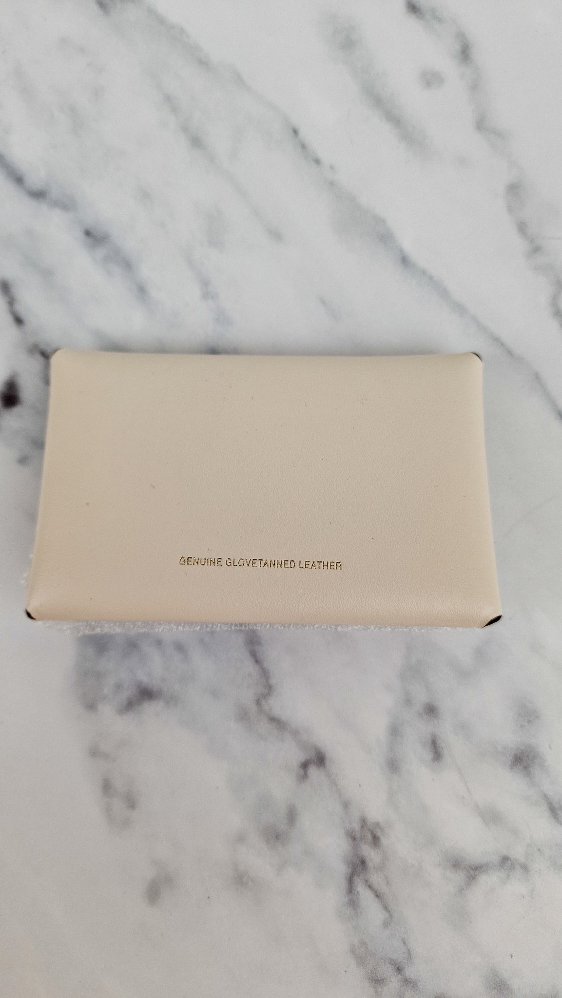Coach Card Case with C Turnlock in Chalk Smooth Glovetanned