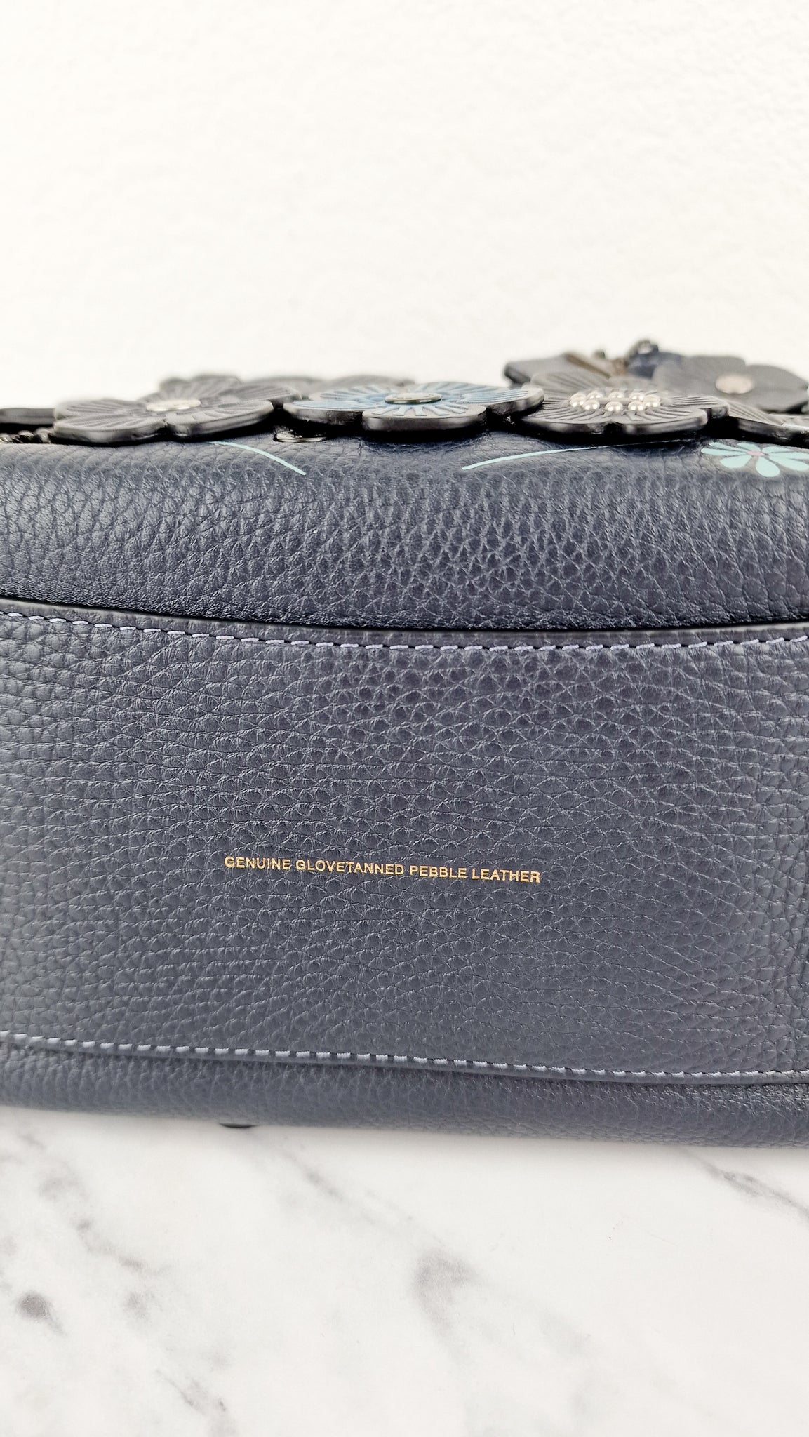 Coach 1941 Rogue 25 Tea Rose Appliqué in Midnight Navy Blue Leather & –  Essex Fashion House