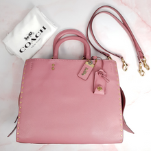 Load image into Gallery viewer, Rare Coach Rogue 31 in Rose Pink with Brass Border Rivets &amp; Tea Rose Details - SAMPLE BAG
