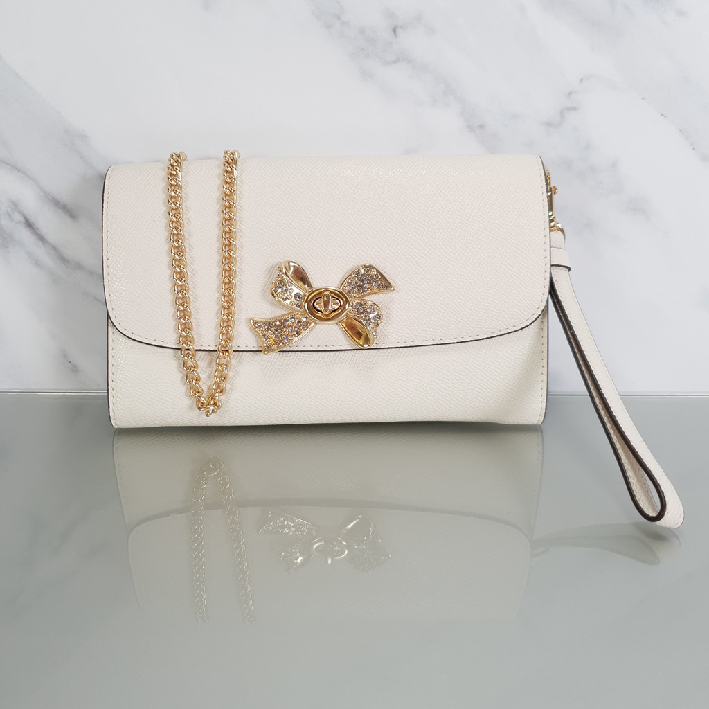 Coach turnlock clutch white Clearance
