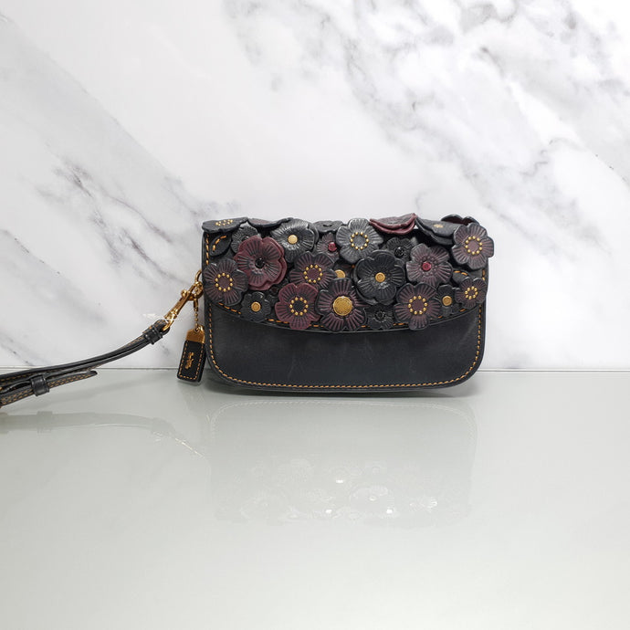 Mcgraw Floral Leather Crossbody Camera Bag In Blue Tea Rose Border