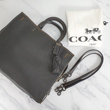 Load image into Gallery viewer, Coach 38124 Rogue 31 black pebble leather honey suede
