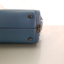Load image into Gallery viewer, Coach Swagger 21 Mineral Blue Teal Tea Rose Rivets Chain Handbag 59088
