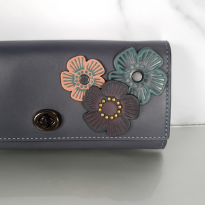 Coach Glovetanned Turnlock Wallet Midnight Navy with customization Tea Roses